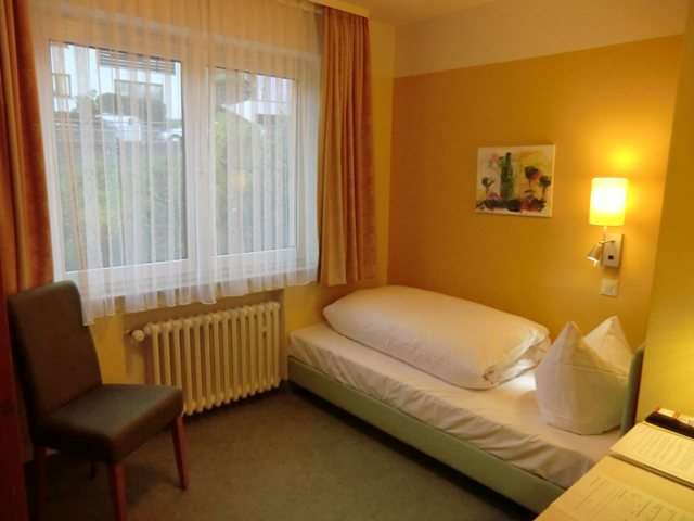 Hotel Frankenhof Höchberg Exterior foto
