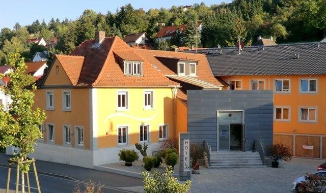 Hotel Frankenhof Höchberg Exterior foto